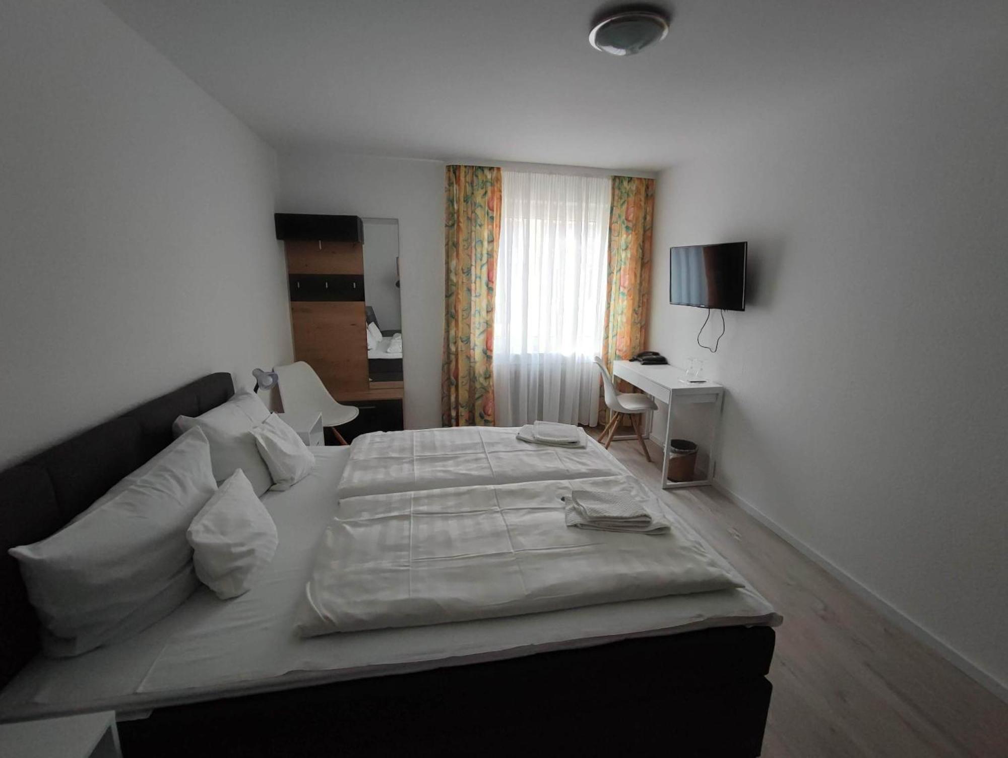 Hotel Schiff Rastatt Szoba fotó